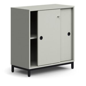 Zamykana szafa przesuwna QBUS, 1 półka, nóżki, uchwyty, 868x800x400 mm, czarny, jasnoszary