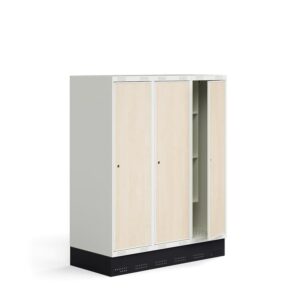 Szafka do szatni ROZ, 3 moduły, 3 drzwi, z podstawą, 1510x1200x550 mm, brzoza