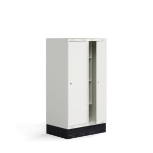 Szafka do szatni ROZ, 2 moduły, 2 drzwi, z podstawą, 1510x800x550 mm, biała